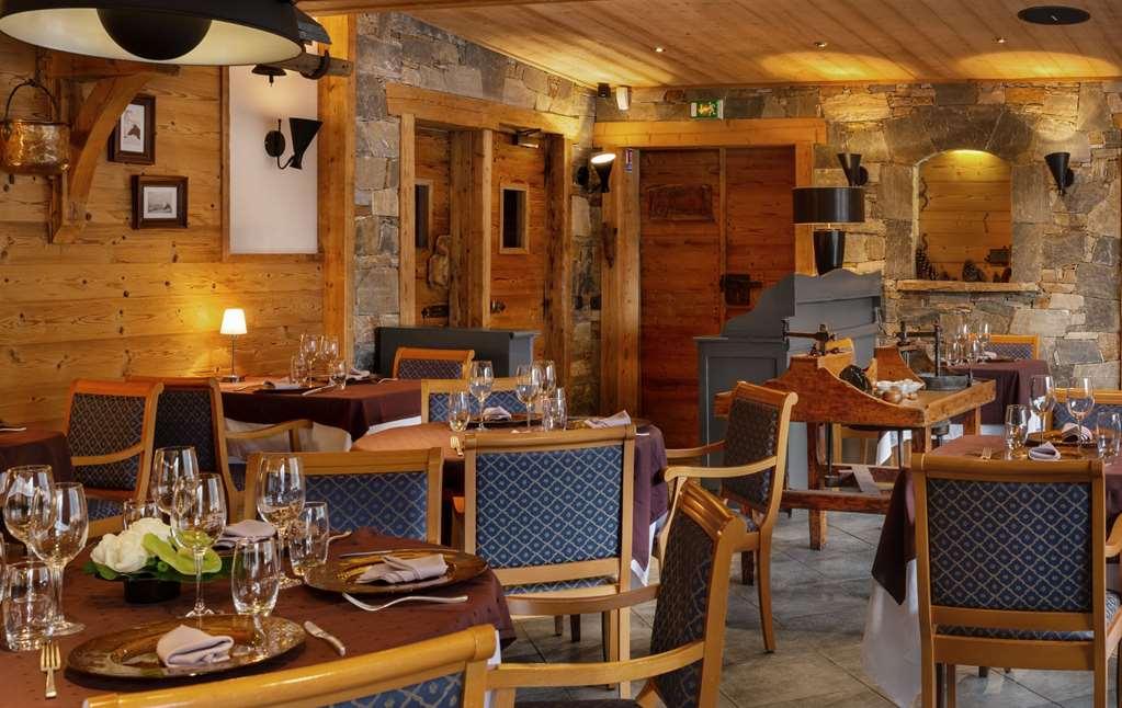 Brit Hotel Florimont Saint-Ferreol Restoran foto