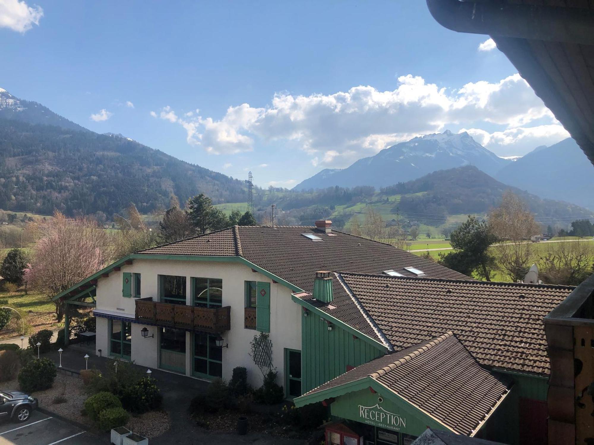 Brit Hotel Florimont Saint-Ferreol Bagian luar foto