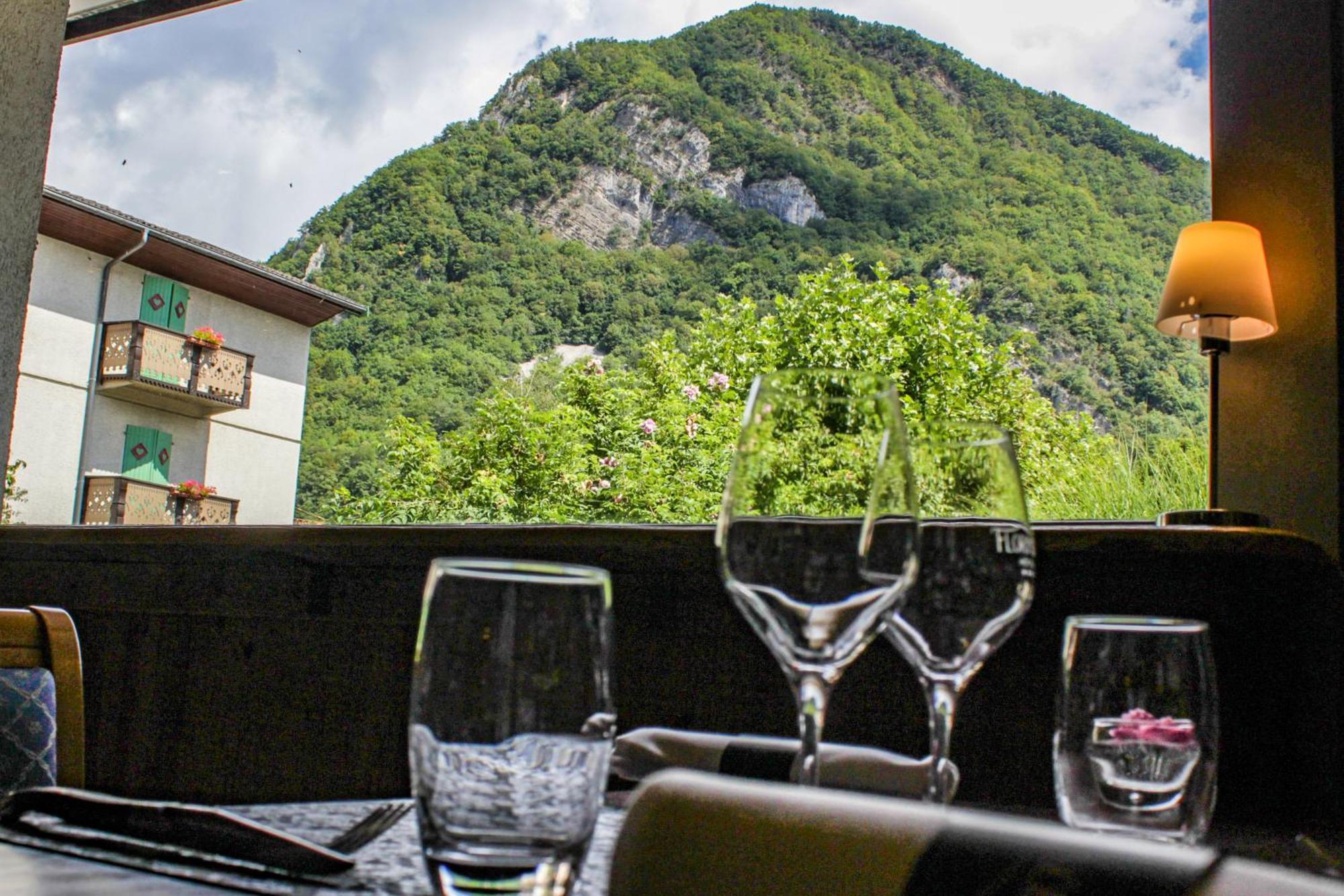 Brit Hotel Florimont Saint-Ferreol Bagian luar foto