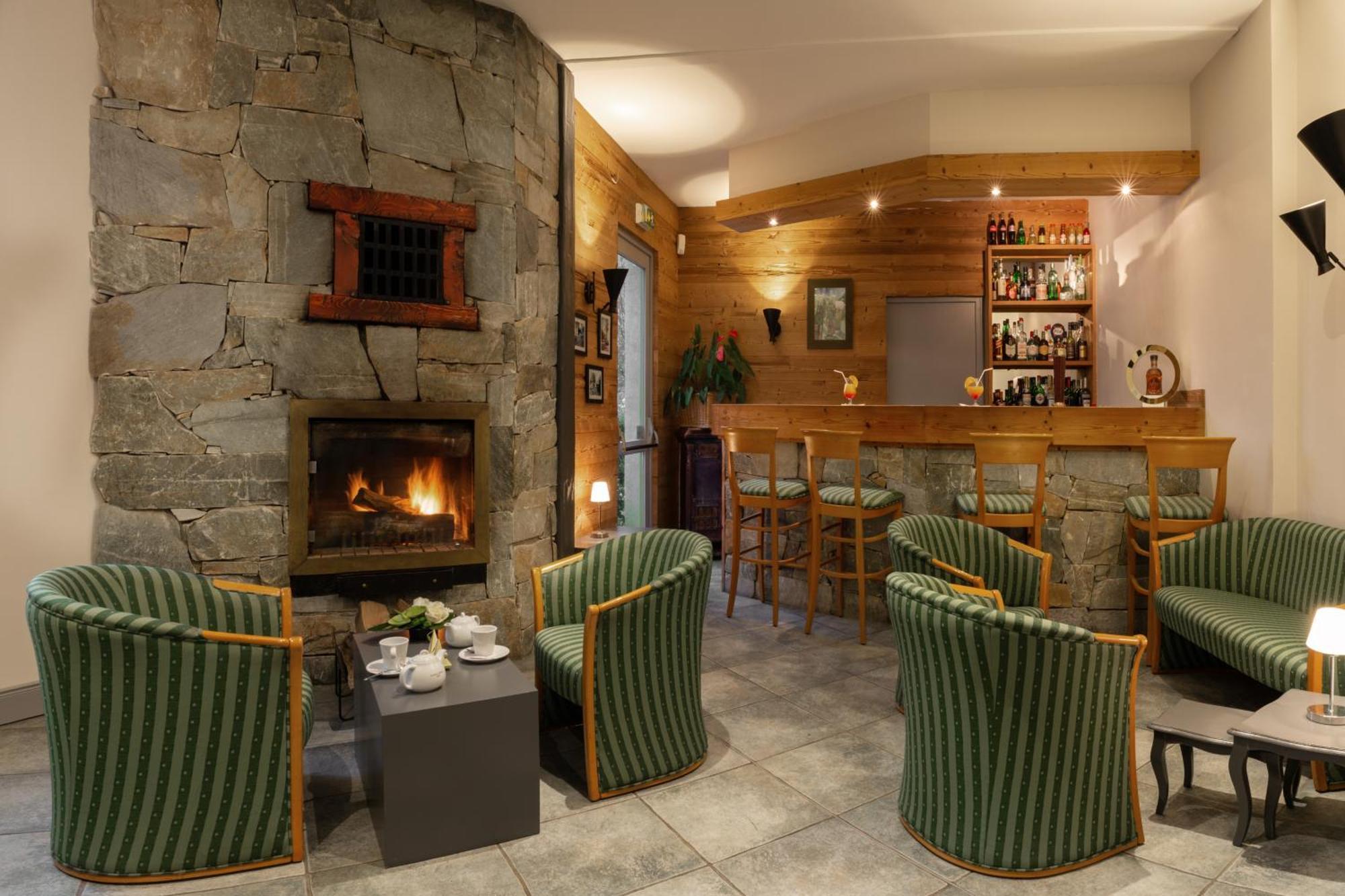 Brit Hotel Florimont Saint-Ferreol Bagian luar foto