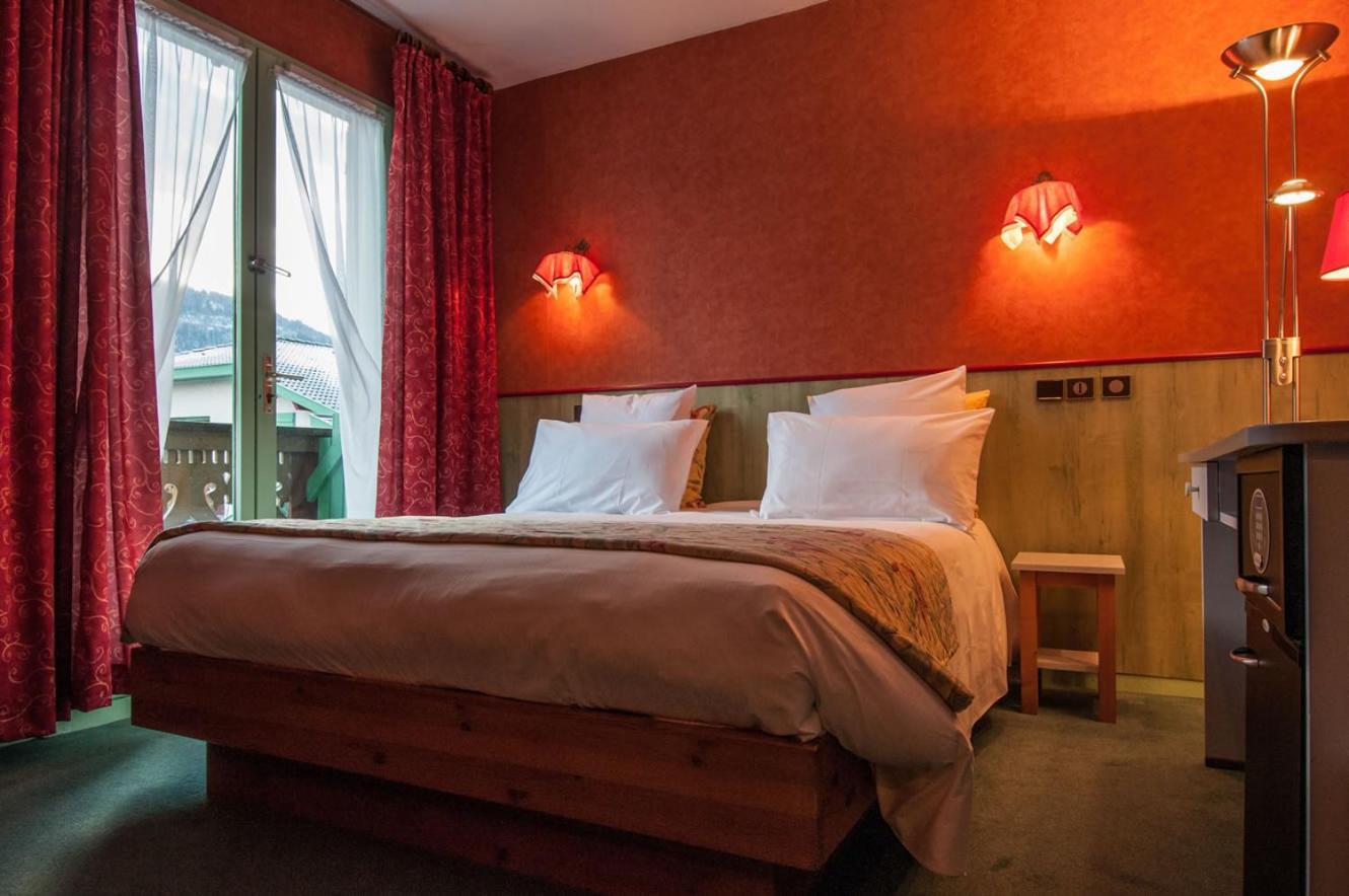 Brit Hotel Florimont Saint-Ferreol Bagian luar foto