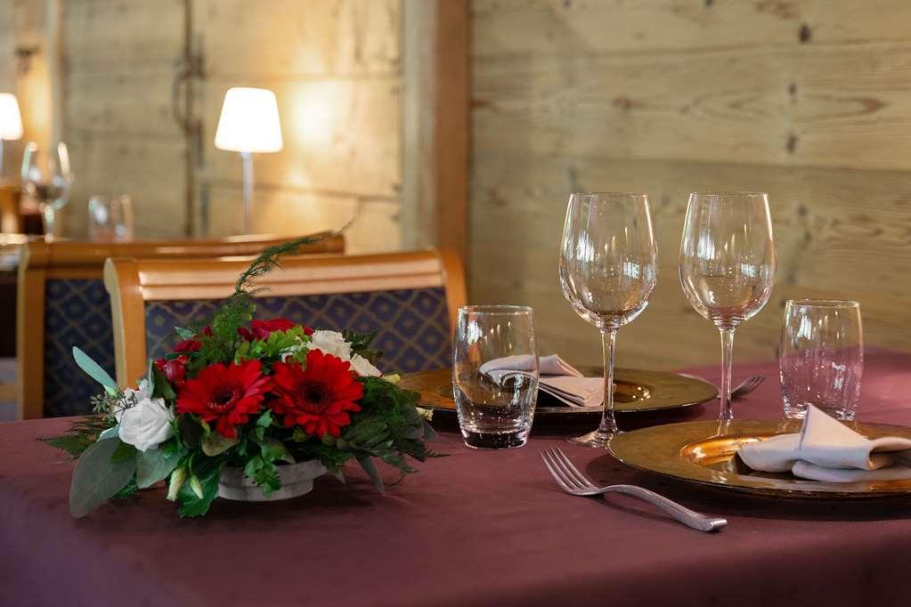 Brit Hotel Florimont Saint-Ferreol Restoran foto